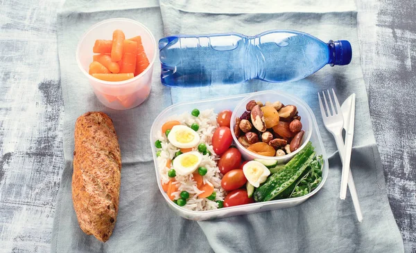 Sağlıklı Öğle Yemeği Kutuları Şişe — Stok fotoğraf