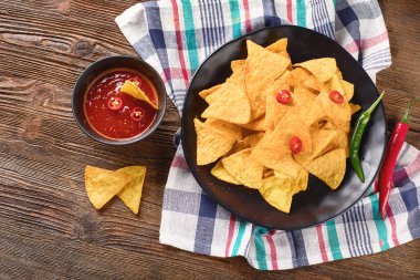 Meksika Nacho chili sos ile 