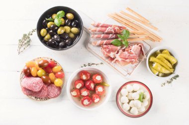 Karışık meze tabağı