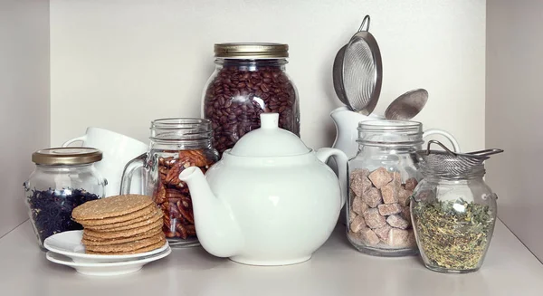 Socker, te, kakor och kaffe bönor — Stockfoto