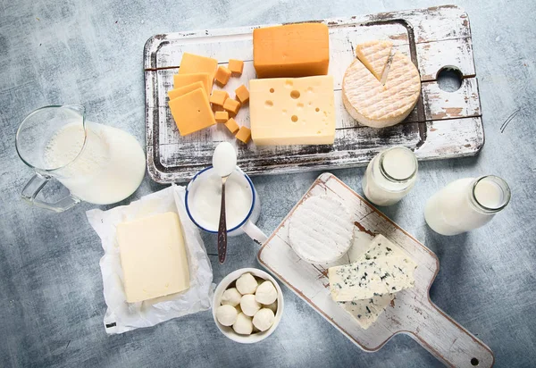 Bovenaanzicht Van Verschillende Zuivelproducten Vintage Tafel — Stockfoto