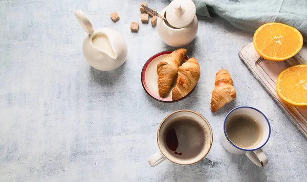 Szemközti Nézet Reggeli Kávé Croissant — Stock Fotó