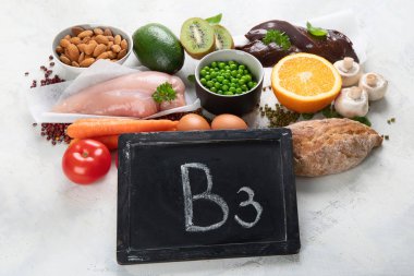 Foods High In Niacin -Vitamin B3  clipart