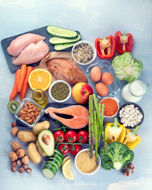 Dengeli beslenme geçmişi.. Beslenme, temiz yeme konsepti. Vitaminli ve mineralli diyet planı. Üst görünüm