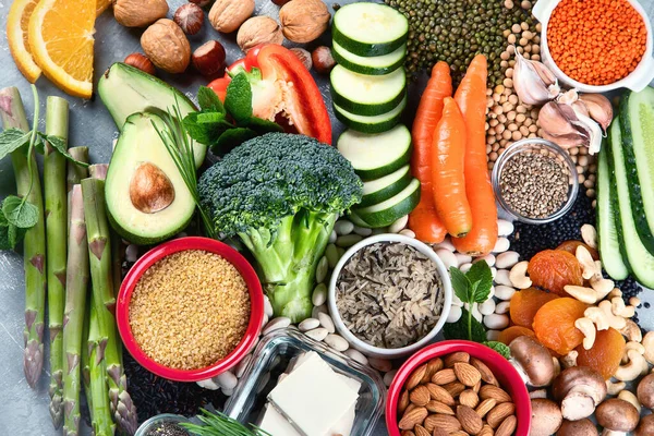 植物基蛋白质的饮食 健康食品富含植物蛋白 抗氧化剂 维生素和膳食纤维 顶部视图 — 图库照片