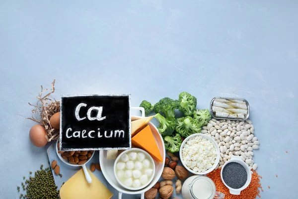 Calciumreiche Nahrungsmittel Für Gesunde Ernährung Und Zur Stärkung Des Immunsystems — Stockfoto