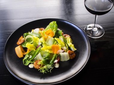 kızarmış karides salatası