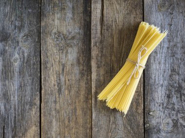 Spagetti ahşap tablo