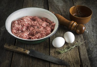 Kuzu kıyma metalik kase,