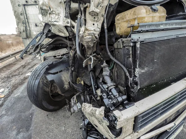 Camión lesionado durante un accidente — Foto de Stock