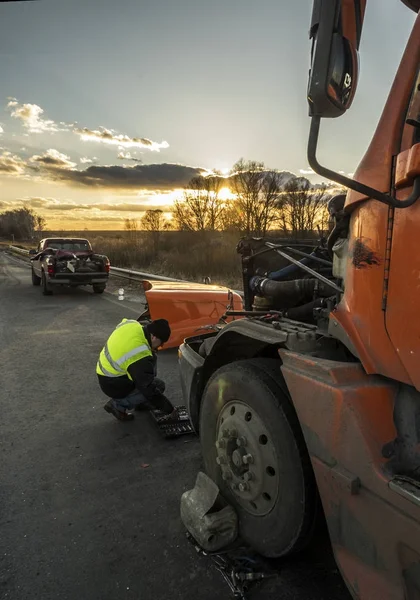 Beschadigd bij ongeluk vrachtwagen — Stockfoto