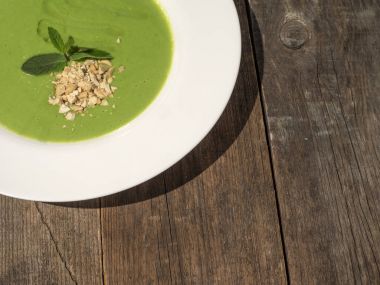 Kremalı ıspanak çorbası