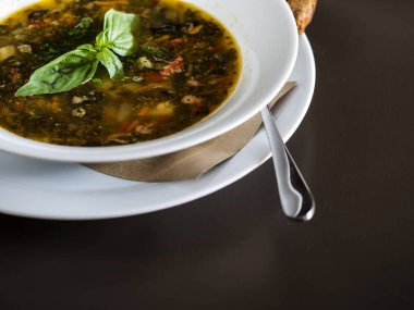 Baharatlı mercimek çorbası