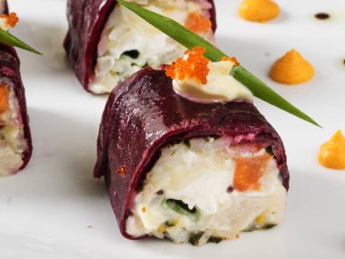 Salata kürk manto rulo 