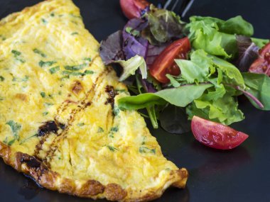 Dışarı 2 yumurta omlet,