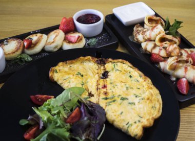 Omele, krep andi cheesecakes