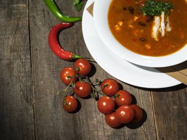 tavuk domates çorbası 