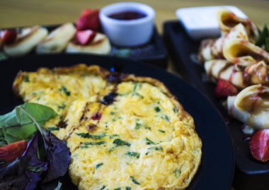 Omele, krep andi cheesecakes