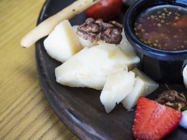 İtalyan chesse plaka