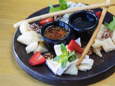 İtalyan chesse plaka