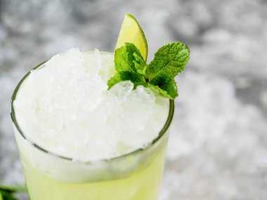 Cam sağlıklı limonata