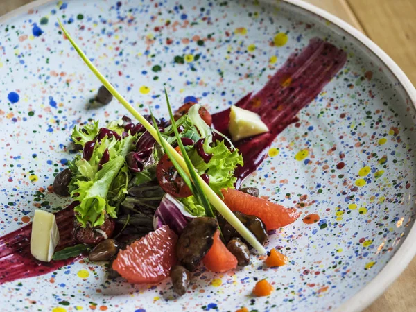 Bıldırcın karaciğer salata 