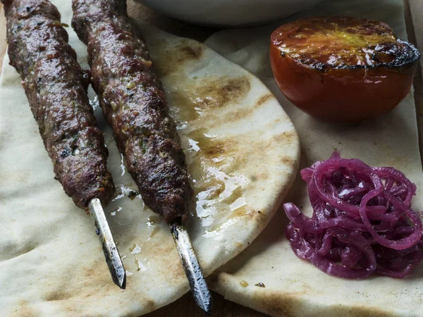 şiş kabab kuzu eti