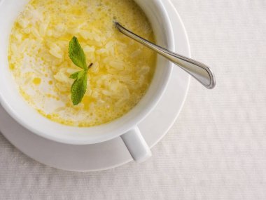 pirinç lapası süt ile 