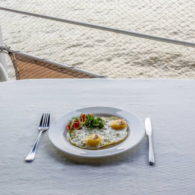 yumurta domatesli kızartma