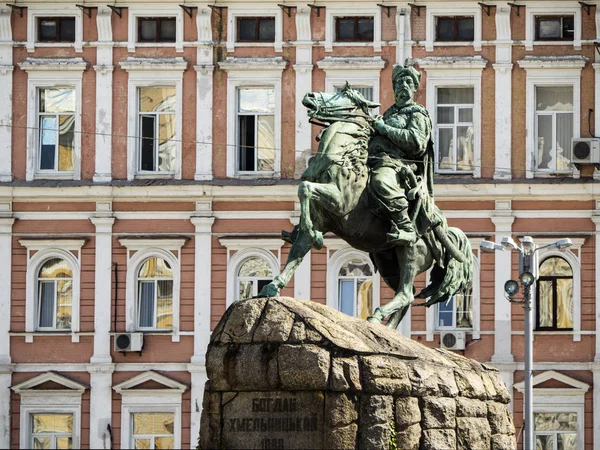 Monument Bogdan Khmelnitsky — Stock Photo, Image