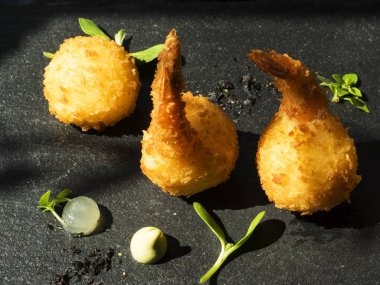 Mozzarella-Mısır karides ile