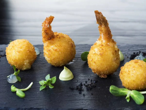 Mozzarella-Mısır karides ile