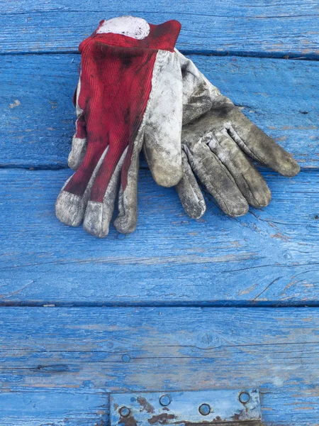 Vuile huishoudelijke handschoenen — Stockfoto