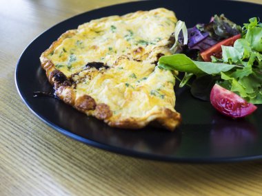 Dışarı 2 yumurta omlet,