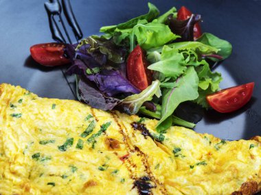 Dışarı 2 yumurta omlet,