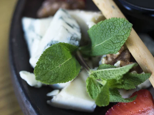 İtalyan chesse plaka