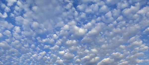 Cielo con nubes — Foto de Stock