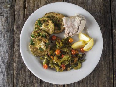 sebze ile öğle yemeği