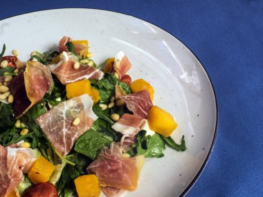 jambon salatası