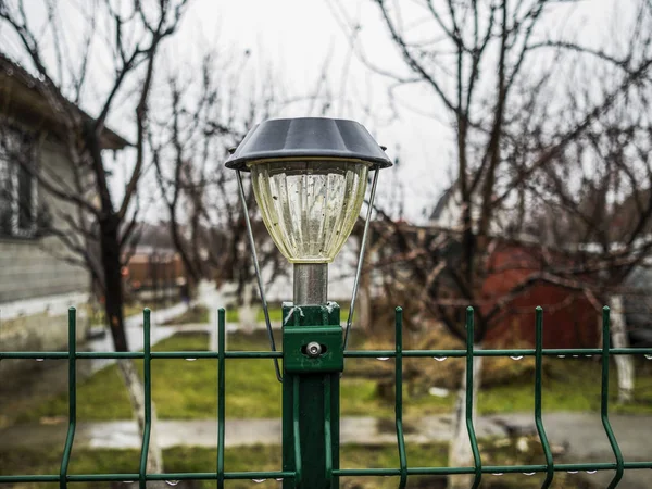 LED svítilna na plot — Stock fotografie