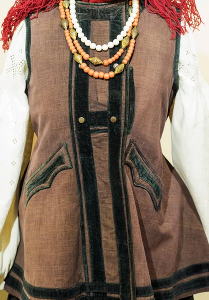 Exhibition of Ukrainian folk costum — Stock Photo, Image