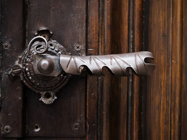 ヴィンテージの木製のドア — ストック写真