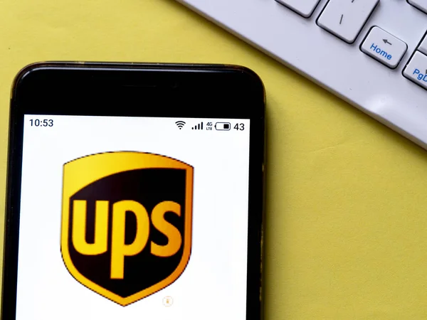 Nesta Foto Ilustração United Parcel Service Inc Ups Logotipo Visto — Fotografia de Stock