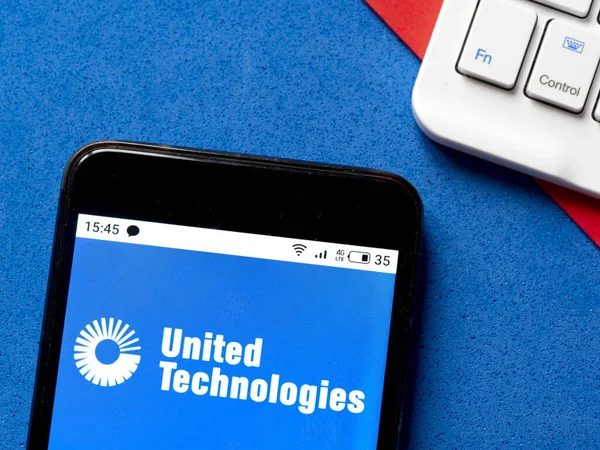 Esta Ilustración Fotográfica Logotipo United Technologies Muestra Teléfono Inteligente — Foto de Stock