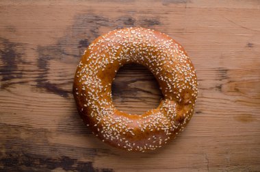 bir ahşap yemiyorsun 