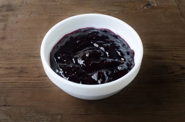 Siyah frenk üzümü reçeli 