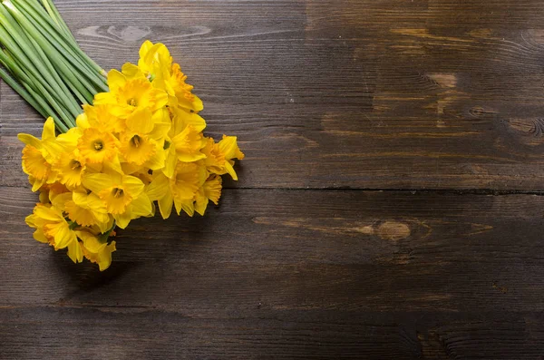一束黄色的水仙花 — 图库照片