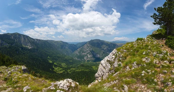 Góry i Kanion w Durmitor, Czarnogóra — Zdjęcie stockowe