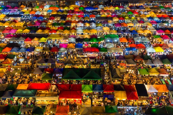 Ratchada Night Market in Bangkok — Stock Photo, Image