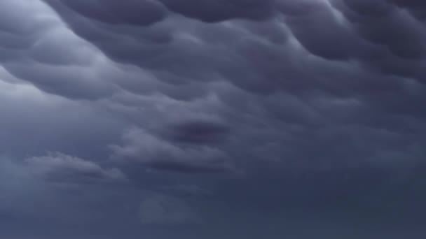 Mammatus clouds dramatic sky timelapse — Stock Video